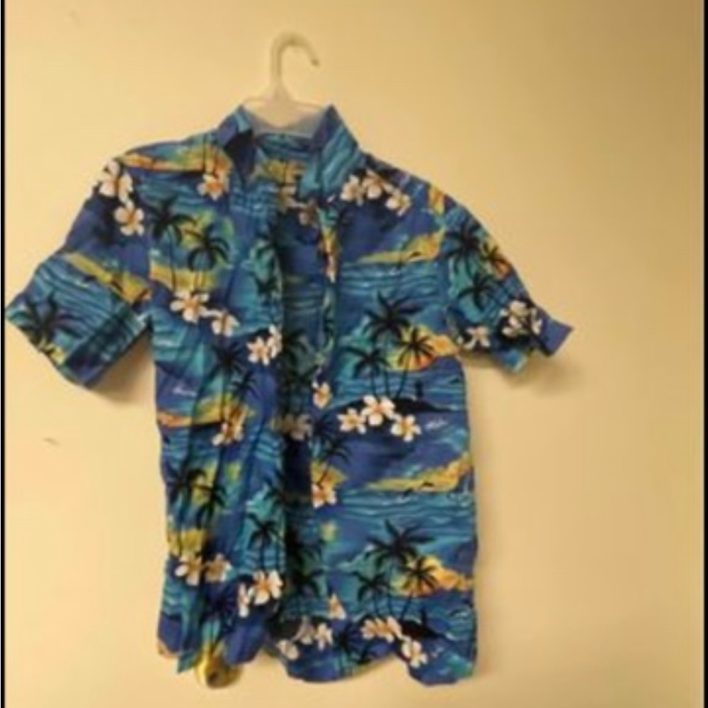 Hawaiian Button Up